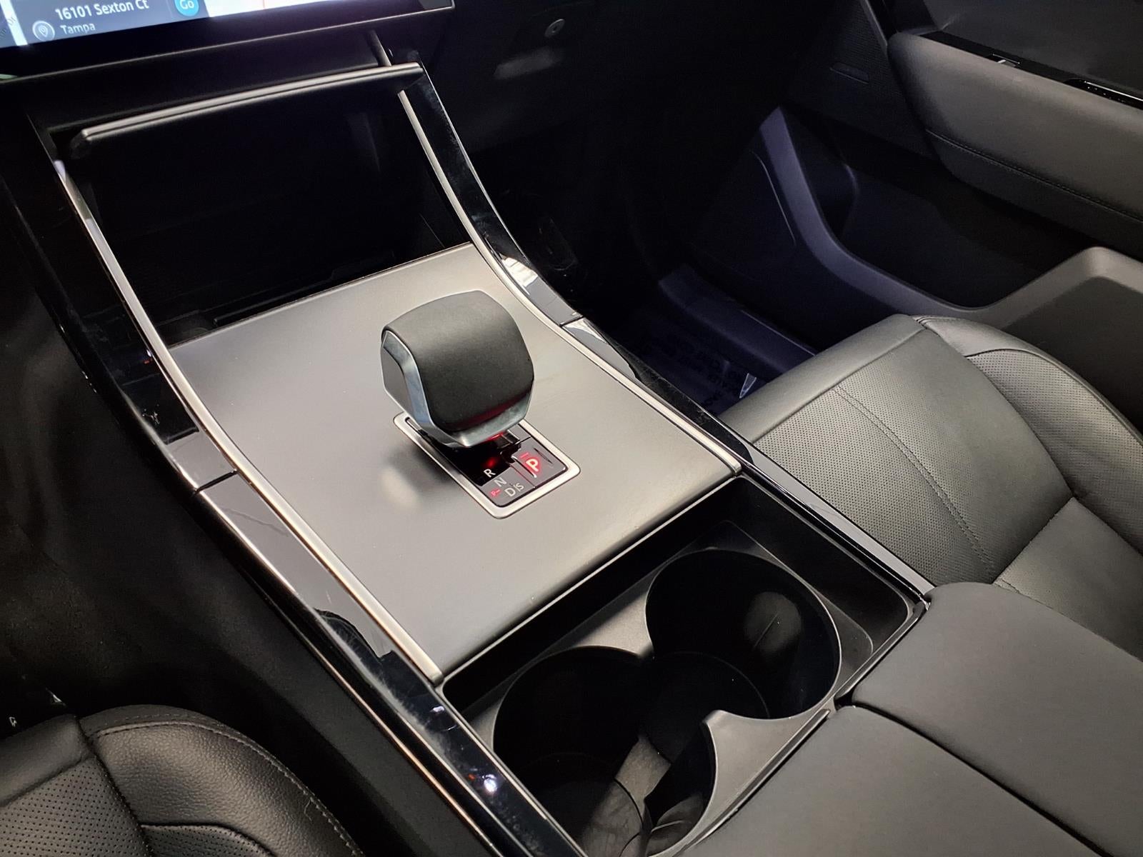 2025 Land Rover Range Rover Velar Dynamic SE