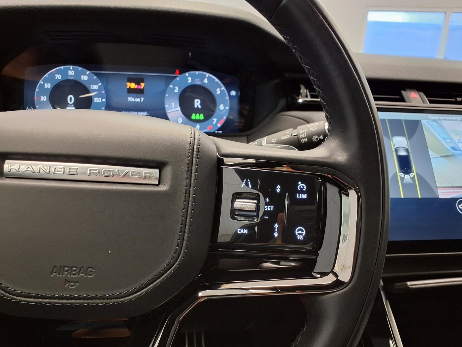 2025 Land Rover Range Rover Velar Dynamic SE