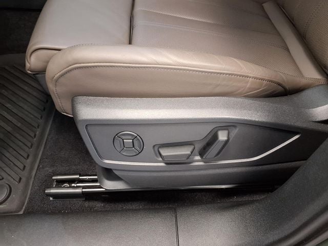 2025 Audi Q5 2.0T Prestige quattro