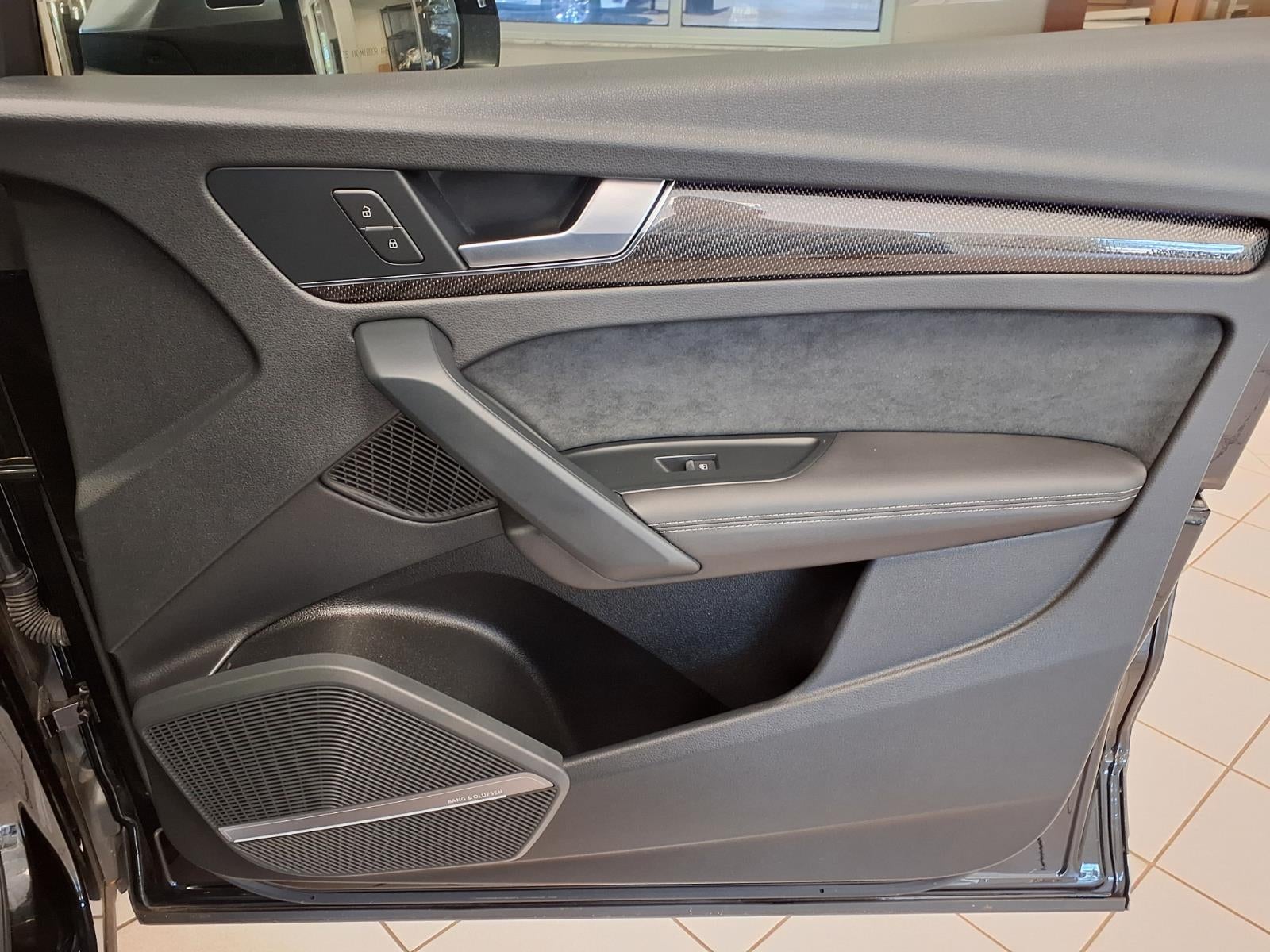 2023 Audi SQ5 Prestige quattro