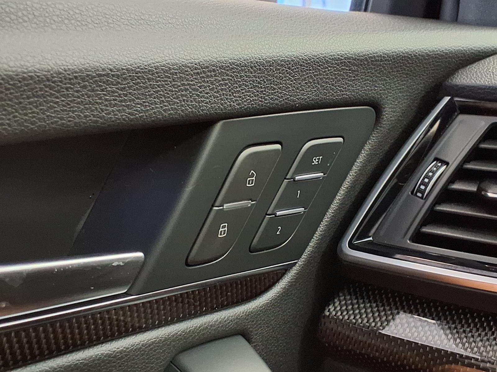 2023 Audi SQ5 Prestige quattro