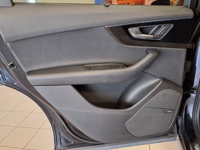 2019 Audi Q7 55 Premium Plus quattro