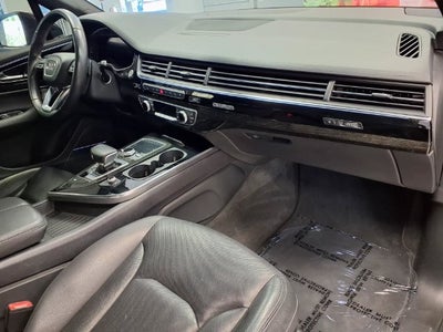 2019 Audi Q7 55 Premium Plus quattro