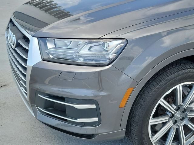 2019 Audi Q7 45 SE Premium Plus quattro