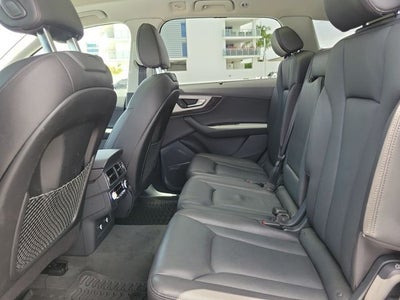2019 Audi Q7 45 SE Premium Plus quattro