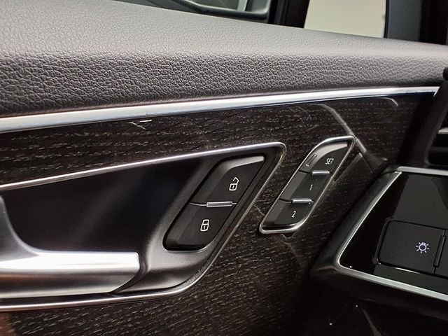 2023 Audi Q7 55 Premium Plus quattro