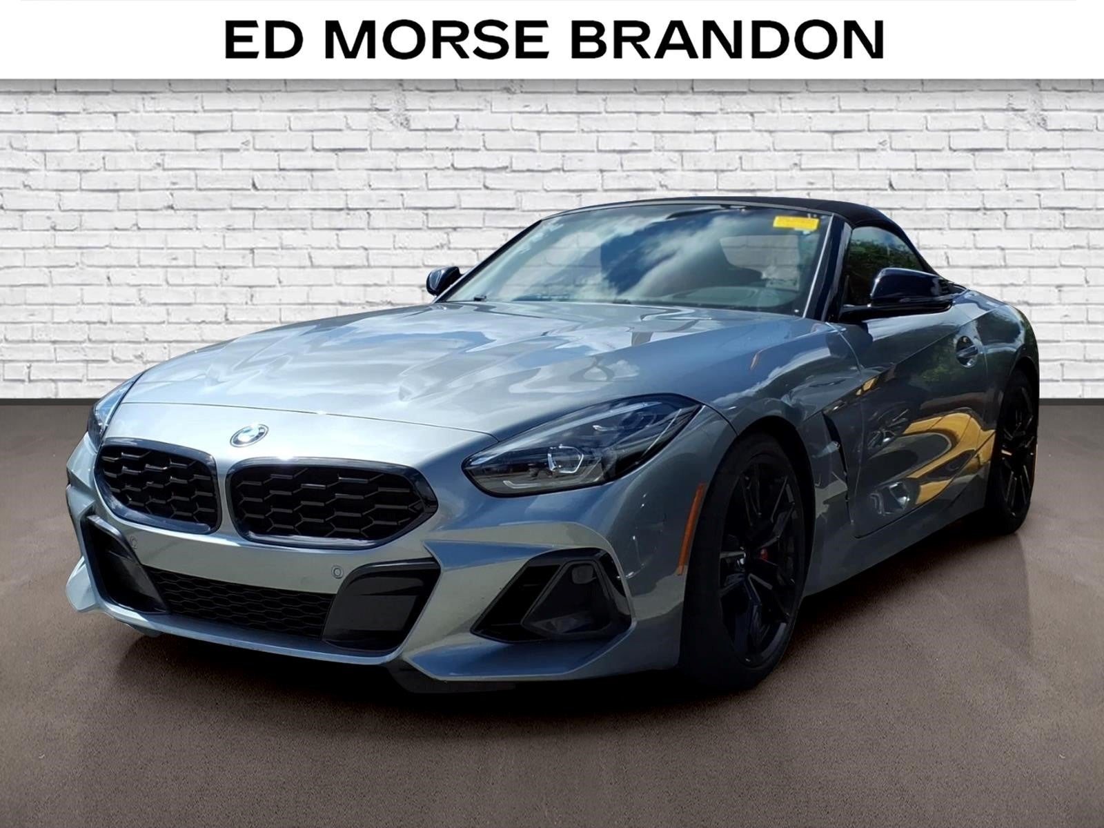 2024 BMW Z4 M40i's photo