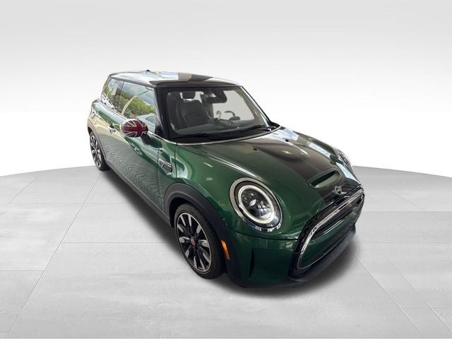 2024 MINI Hardtop 2 Door Signature