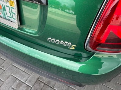 2024 MINI Hardtop 2 Door Signature