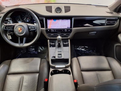 2023 Porsche Macan T