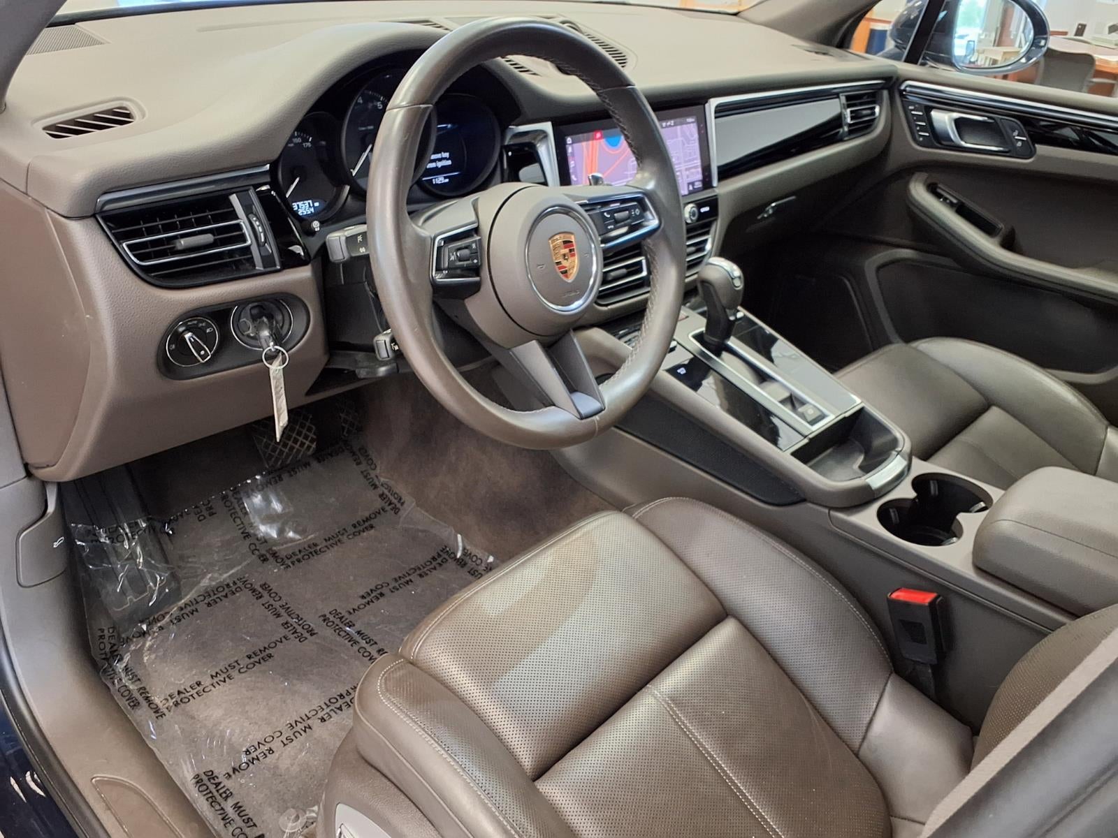 2023 Porsche Macan T