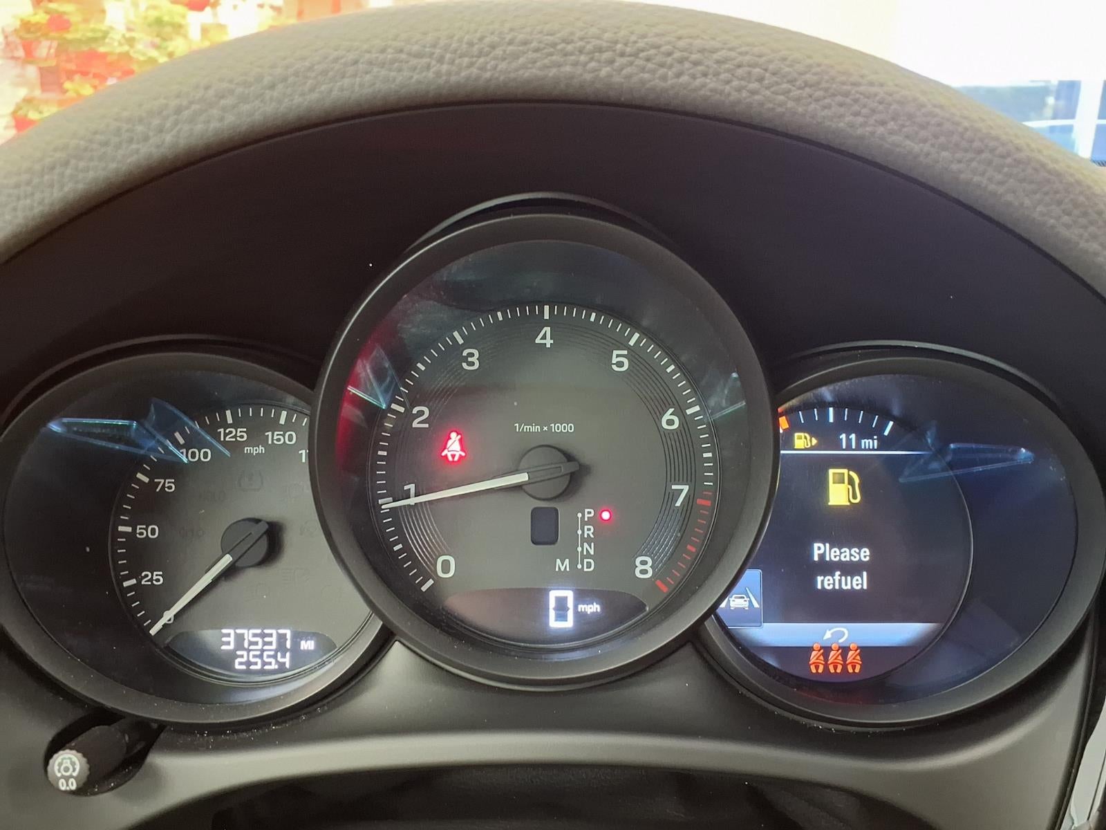 2023 Porsche Macan T
