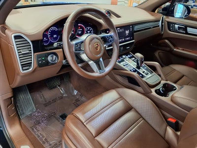 2023 Porsche Cayenne Platinum Edition