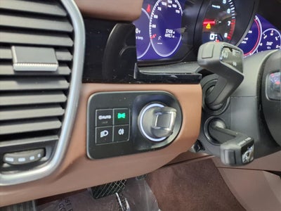 2023 Porsche Cayenne Platinum Edition