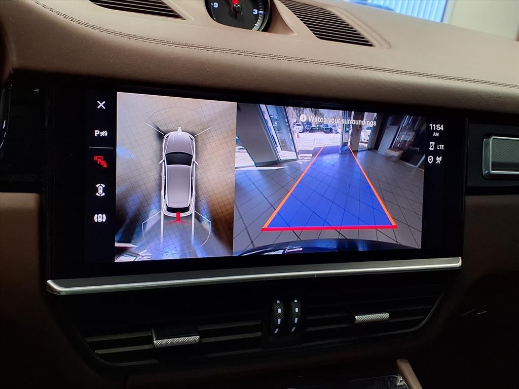 2023 Porsche Cayenne Platinum Edition