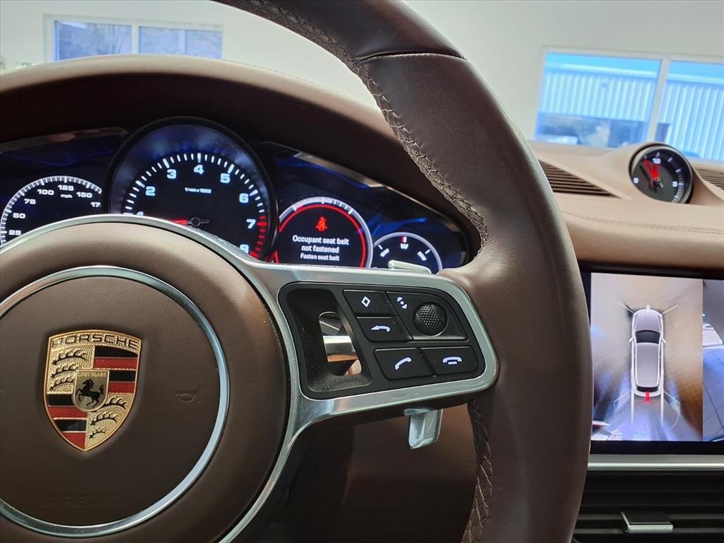 2023 Porsche Cayenne Platinum Edition