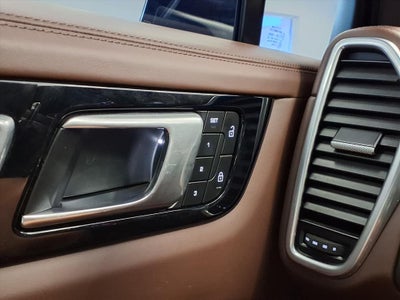 2023 Porsche Cayenne Platinum Edition