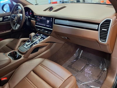 2023 Porsche Cayenne Platinum Edition