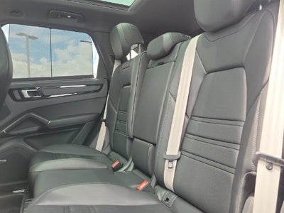 2022 Porsche Cayenne S