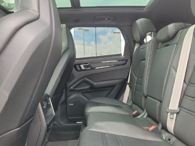 2022 Porsche Cayenne S