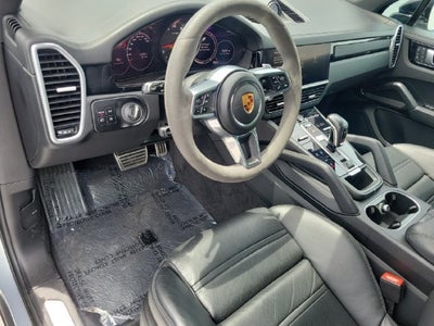 2022 Porsche Cayenne S