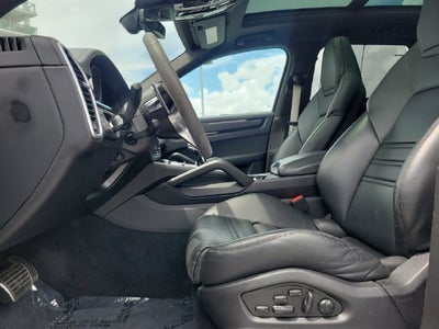 2022 Porsche Cayenne S