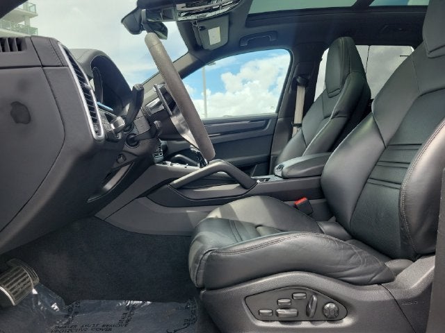 2022 Porsche Cayenne S