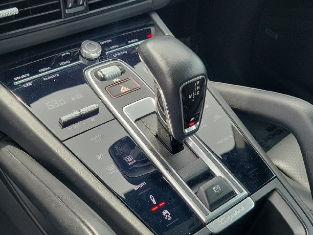2022 Porsche Cayenne S