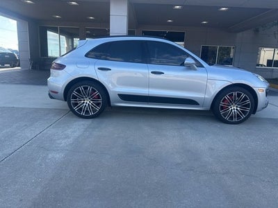 2018 Porsche Macan Turbo
