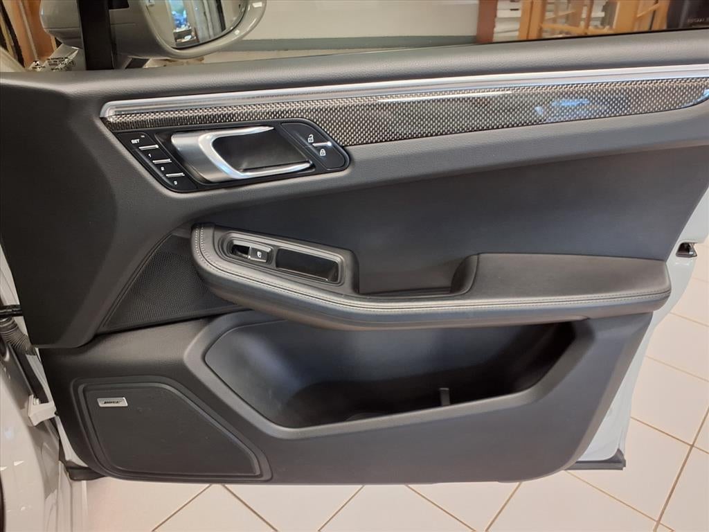 2021 Porsche Macan Turbo