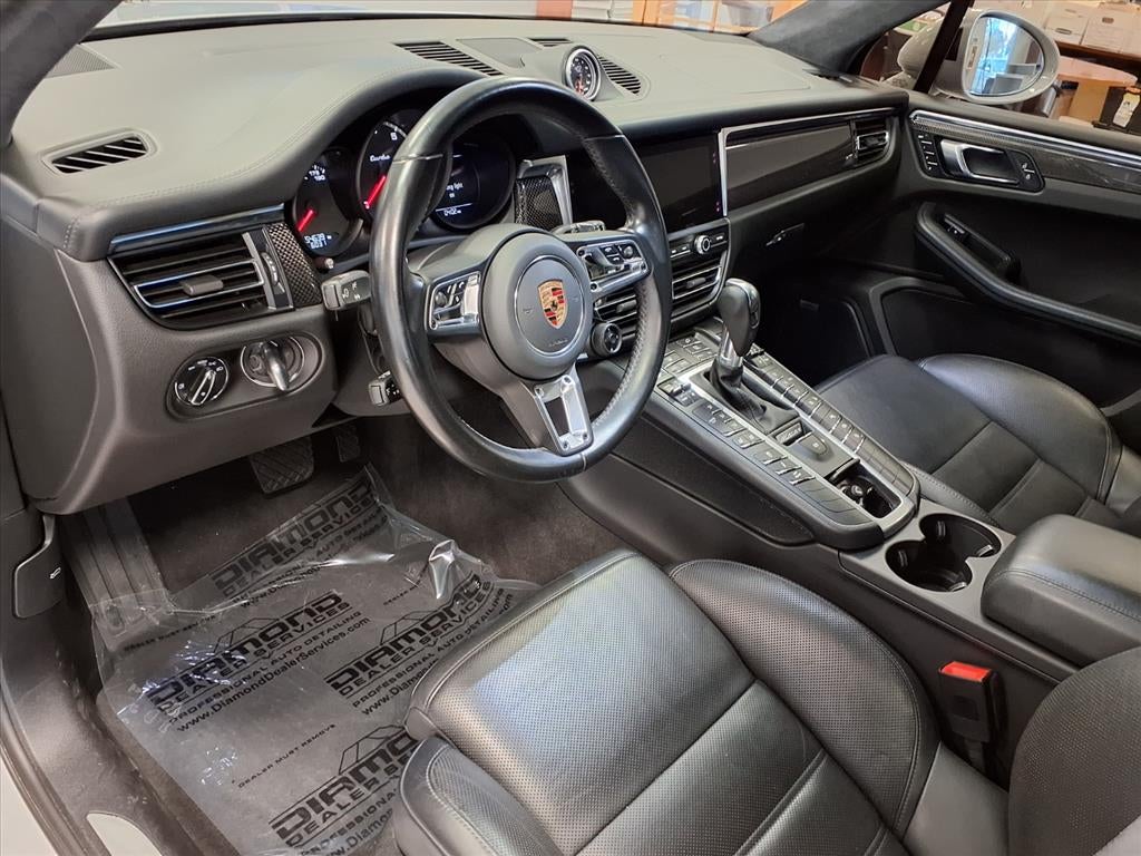 2021 Porsche Macan Turbo