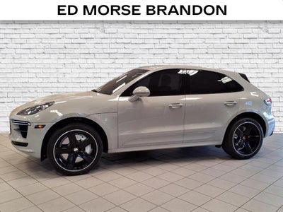 2021 Porsche Macan Turbo