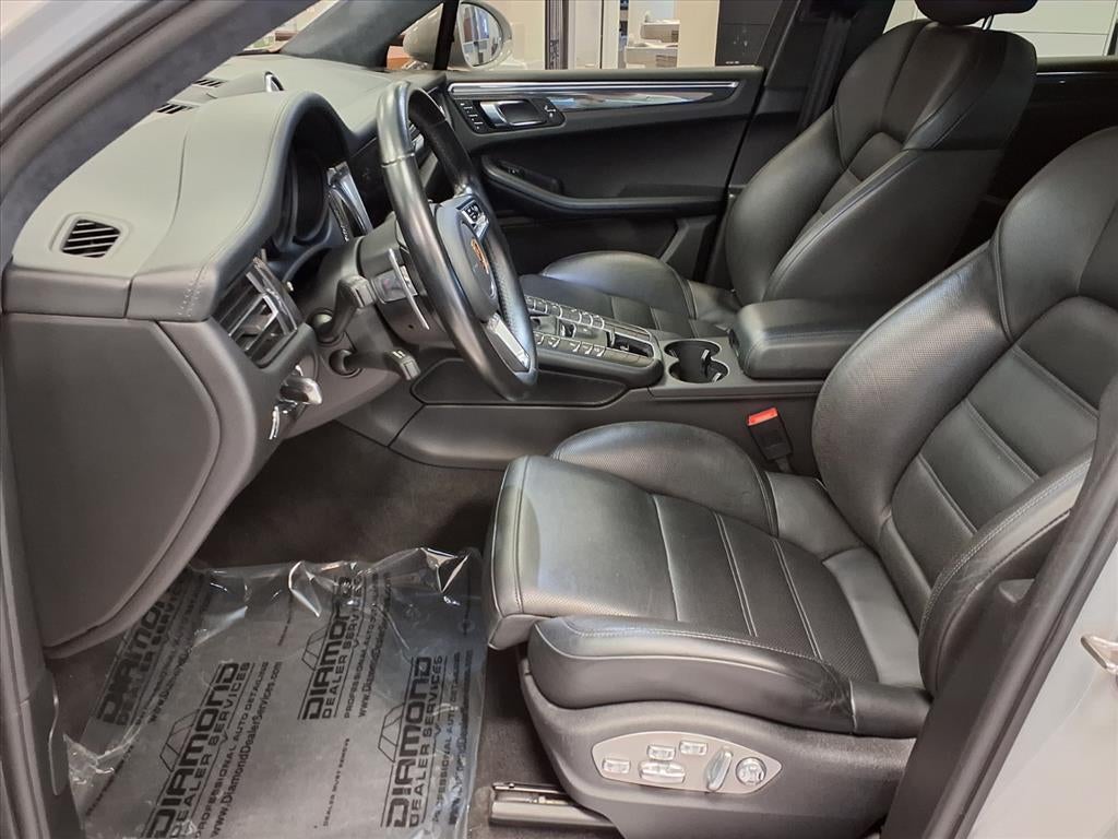 2021 Porsche Macan Turbo