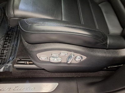 2021 Porsche Macan Turbo