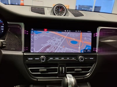 2021 Porsche Macan Turbo