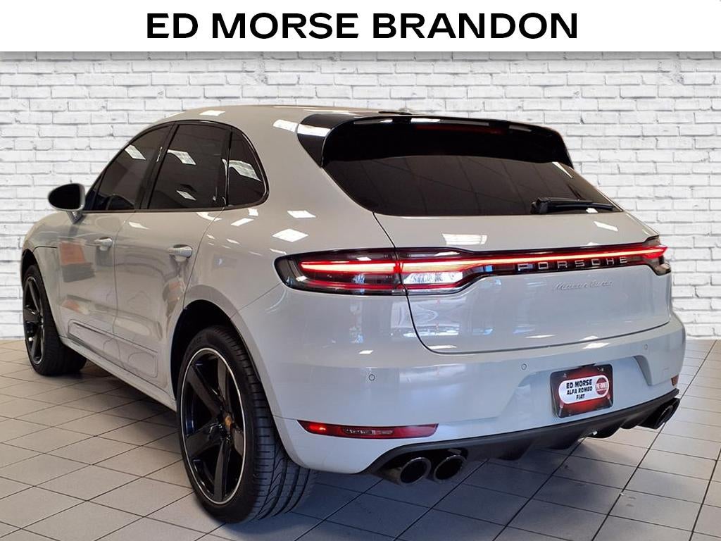 2021 Porsche Macan Turbo