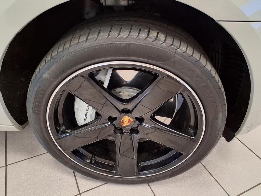 2021 Porsche Macan Turbo