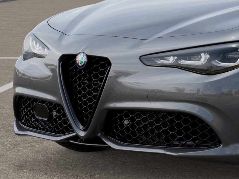 2025 Alfa Romeo Giulia Base
