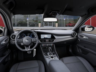 2025 Alfa Romeo Giulia Base