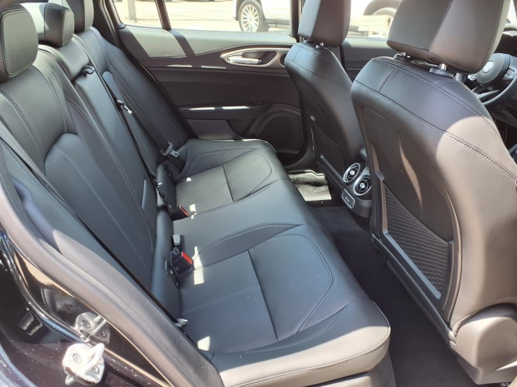 2025 Alfa Romeo Giulia Base CTA