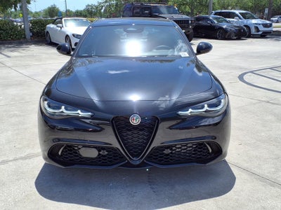 2025 Alfa Romeo Giulia Base CTA