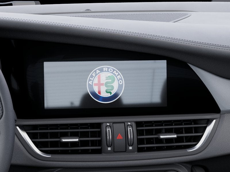 2025 Alfa Romeo Giulia Base
