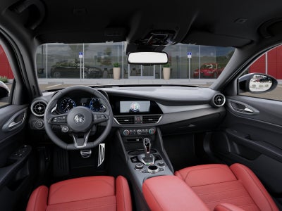 2025 Alfa Romeo Giulia Base