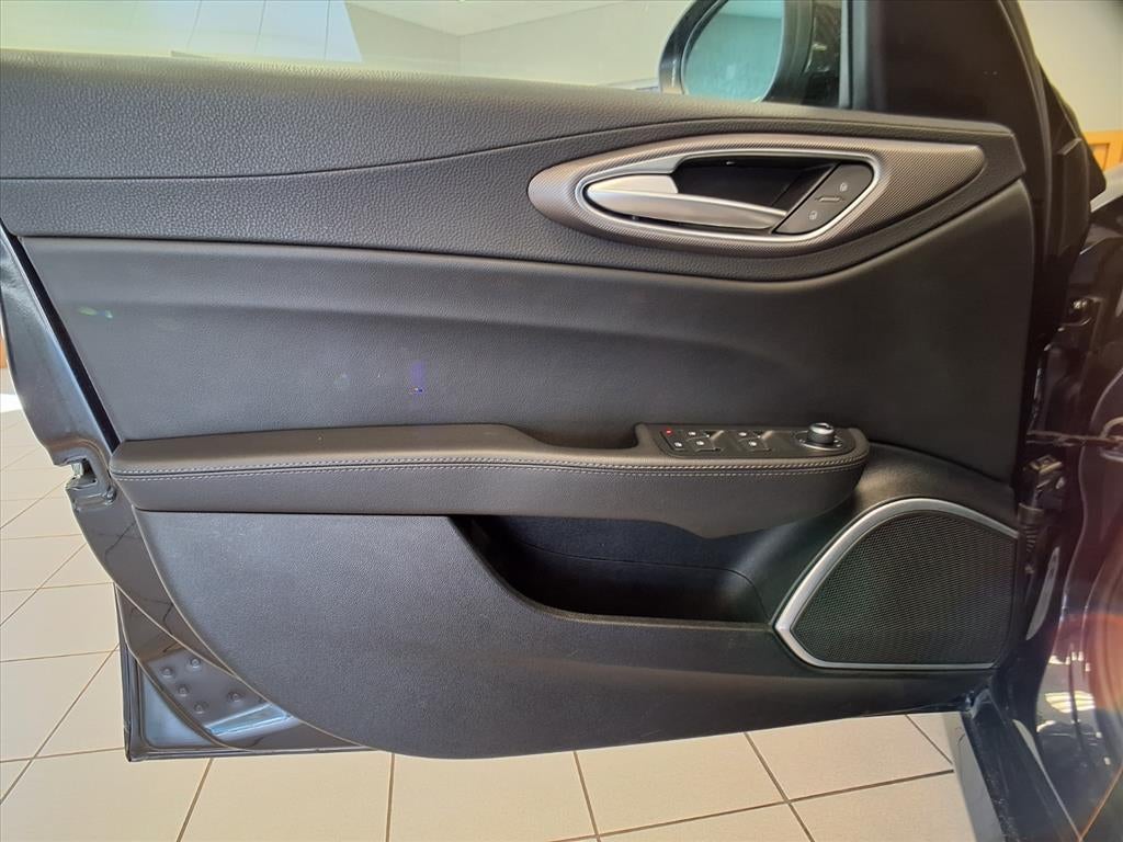 2021 Alfa Romeo Giulia Ti