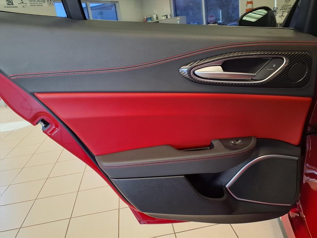 2020 Alfa Romeo Giulia Quadrifoglio