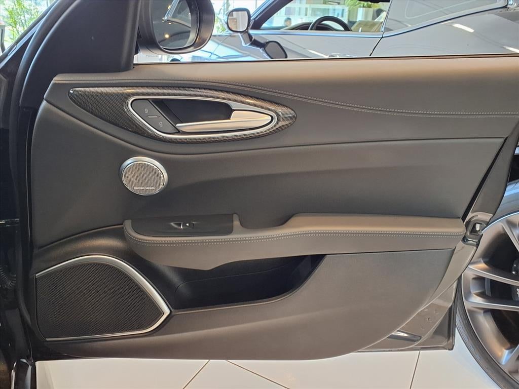 2023 Alfa Romeo Giulia Quadrifoglio