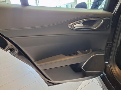 2023 Alfa Romeo Giulia Quadrifoglio