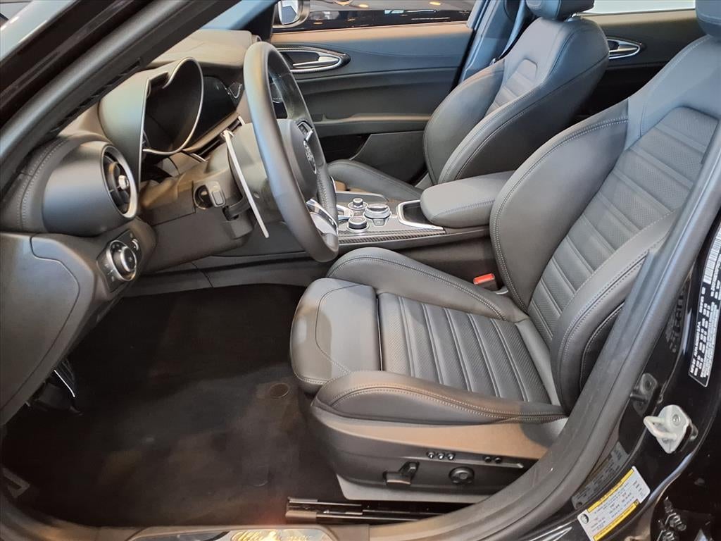 2023 Alfa Romeo Giulia Quadrifoglio