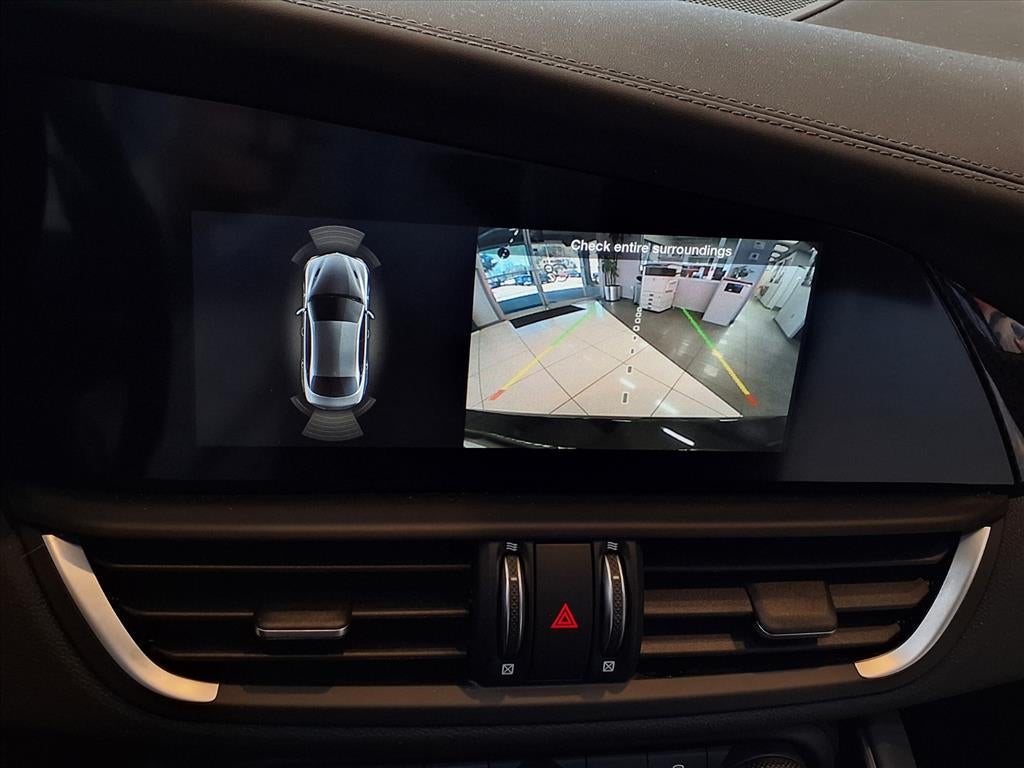 2023 Alfa Romeo Giulia Quadrifoglio