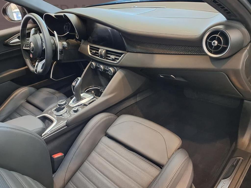 2023 Alfa Romeo Giulia Quadrifoglio